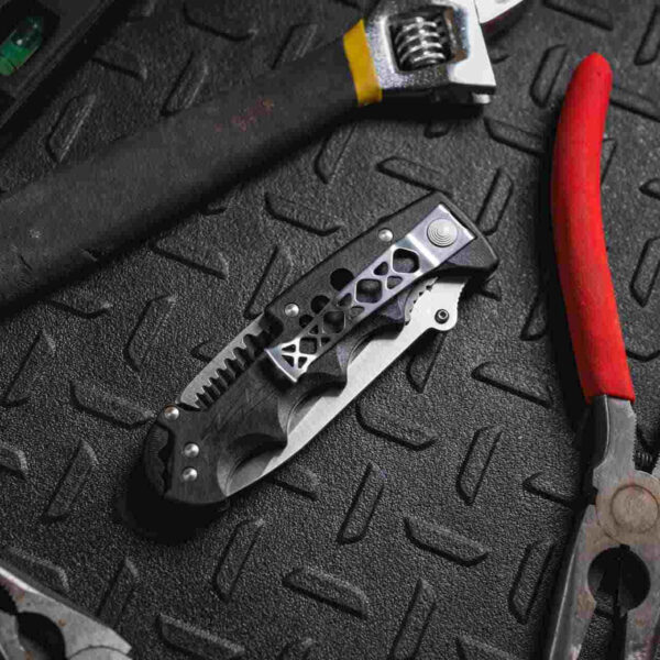 SOG FOLDING KNIFE - Image 14